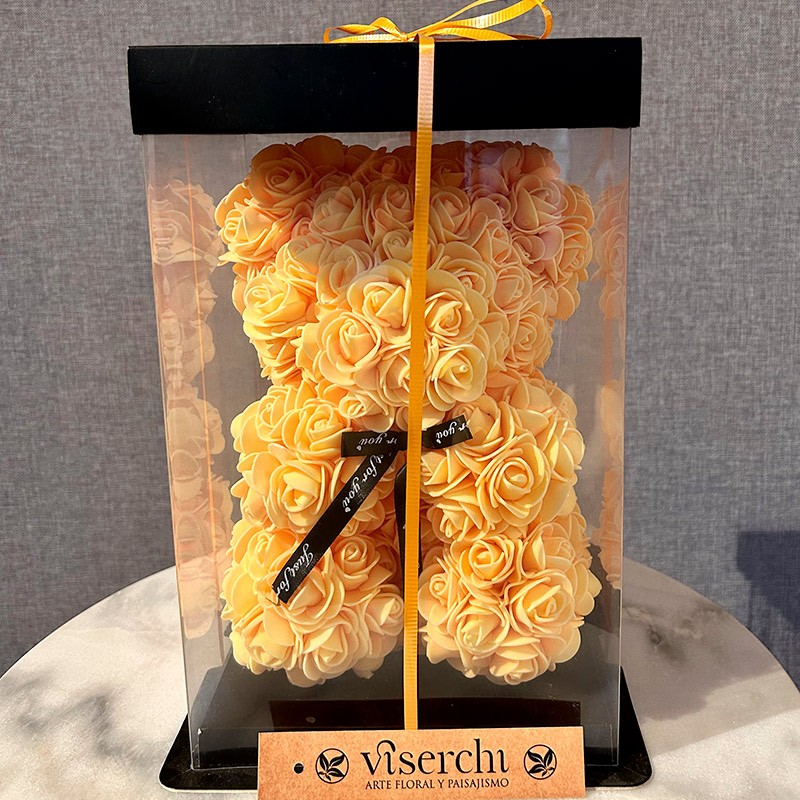 Oso de flores de foam naranja de floristería Viserchi en Madrid