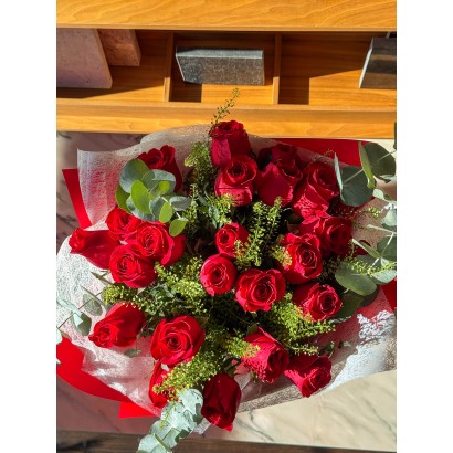 24 ROSAS SAN VALENTIN